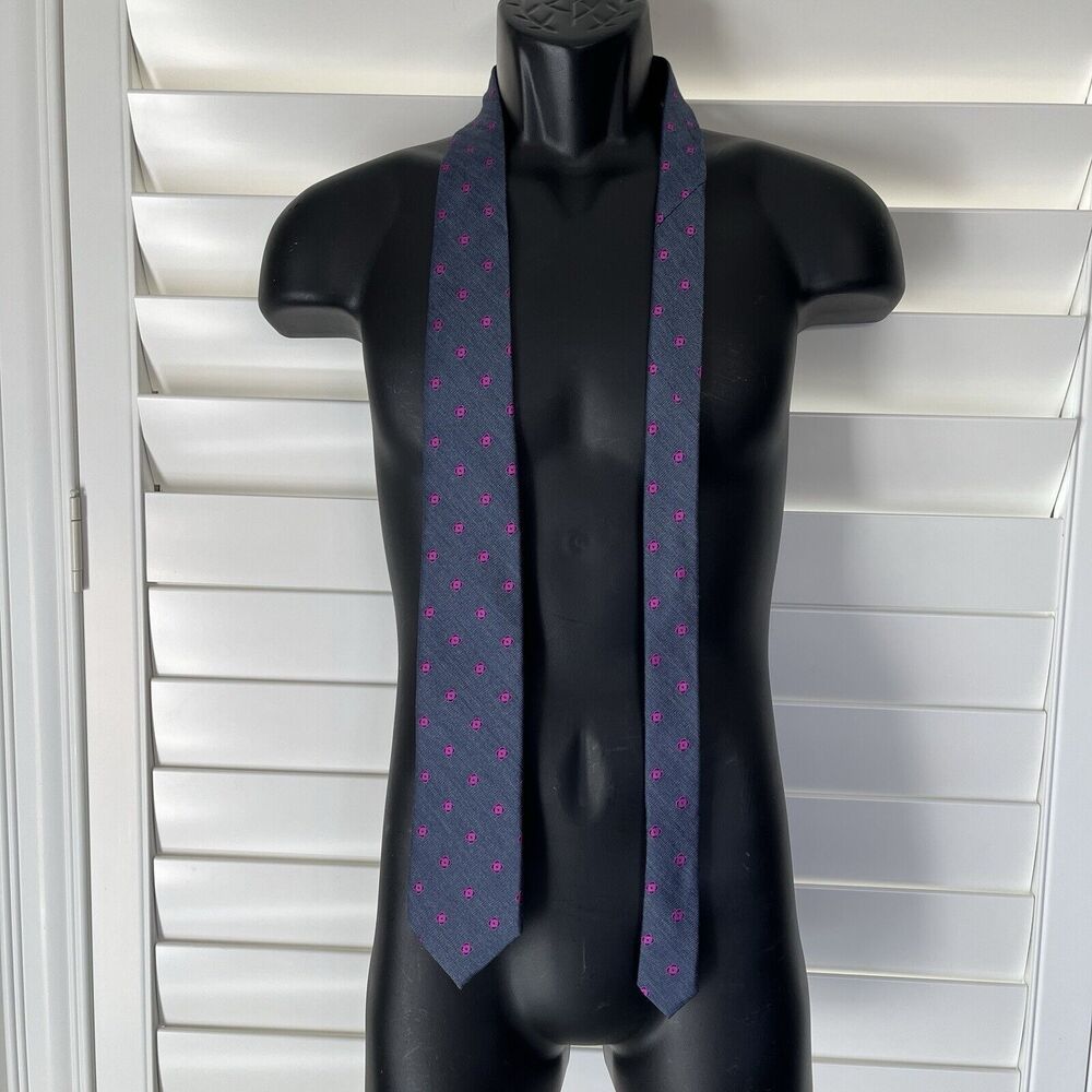 MICHAEL Michael Kors Neck Tie blue with fuchsia floral design 100% silk, classic